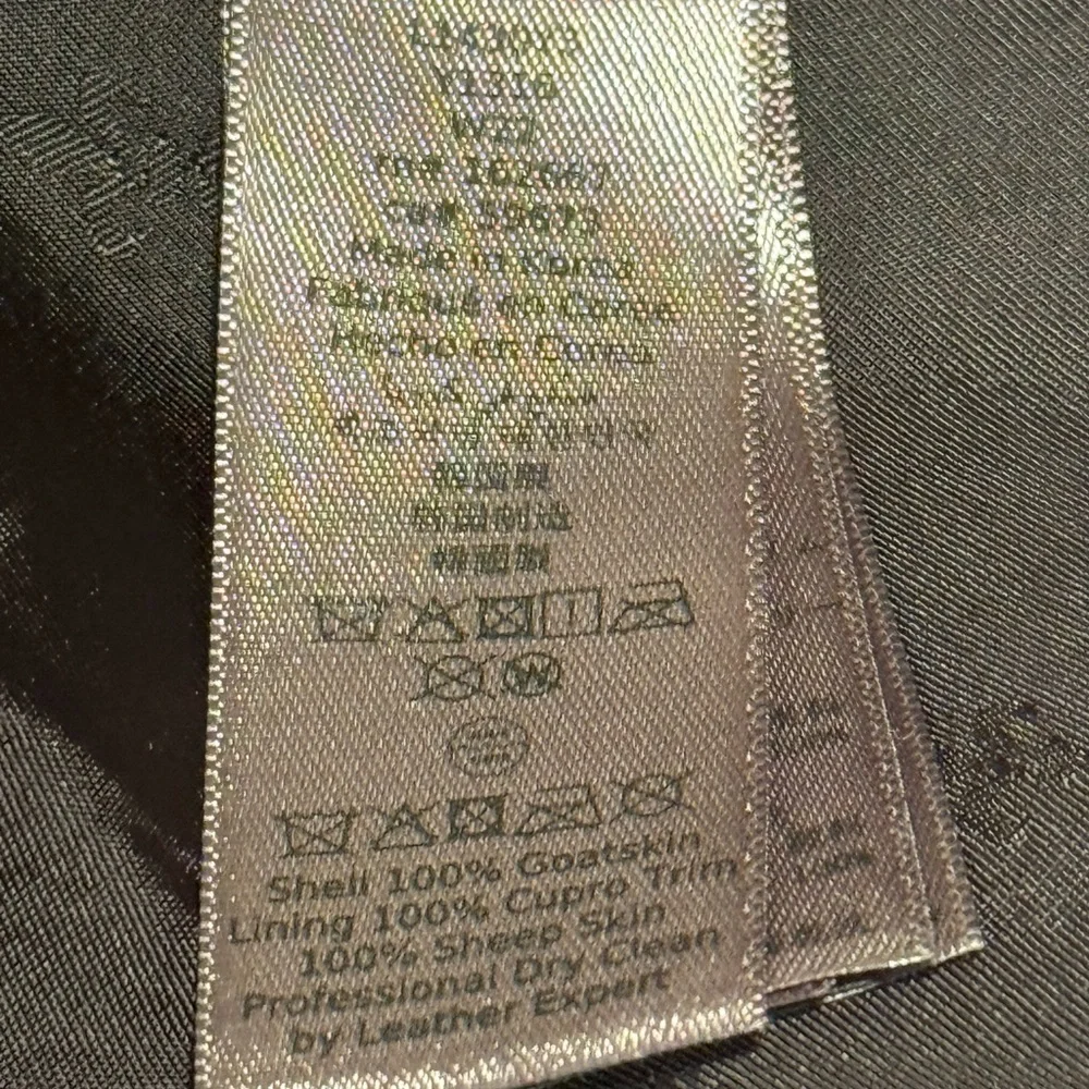 John Varvatos EUC Men's Size Eu 48 US 38 Black Double-Breasted Sheepskin Blazer - Picture 11 of 16